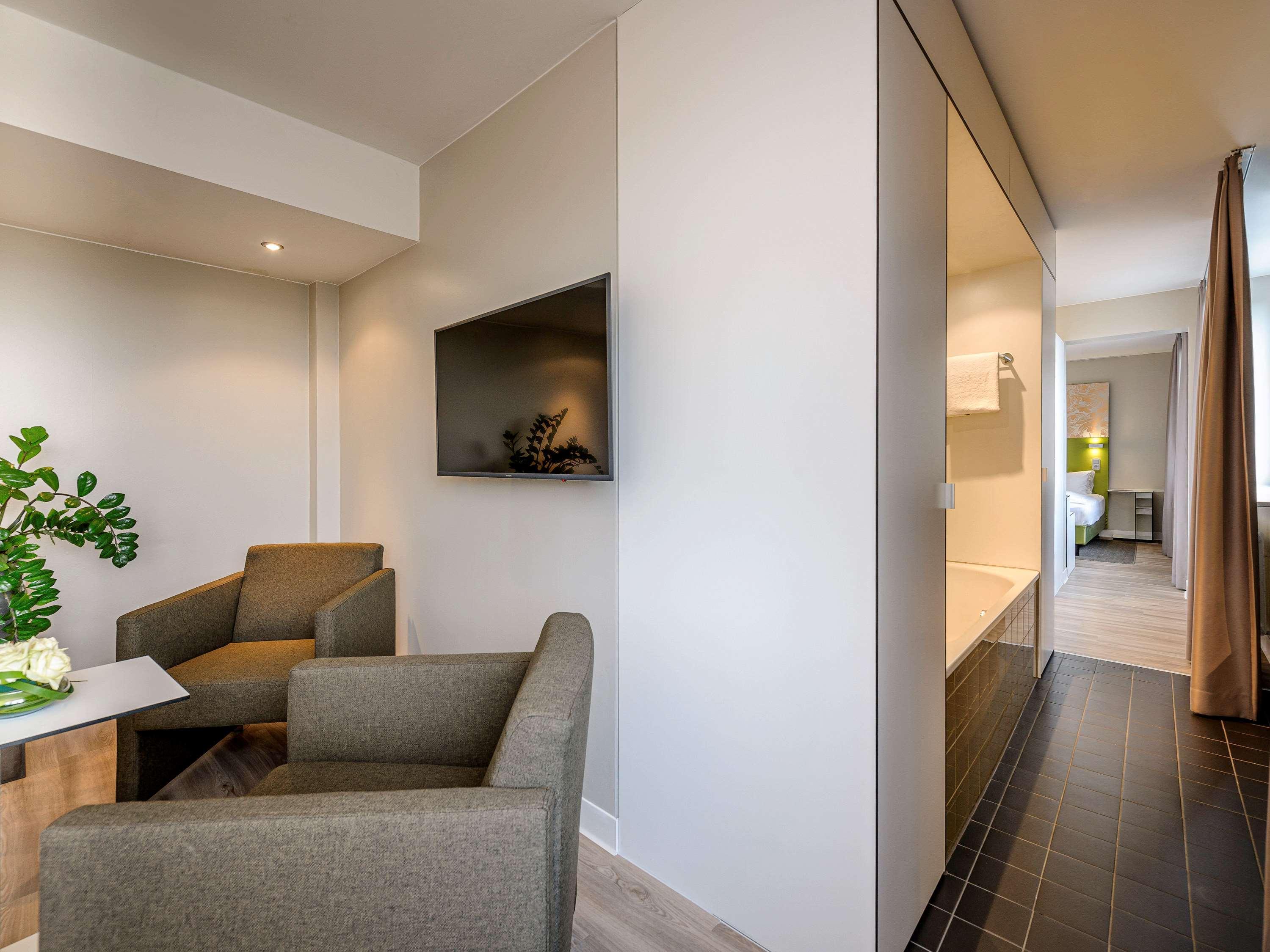 Congress Hotel Mercure Nuernberg An Der Messe Екстер'єр фото
