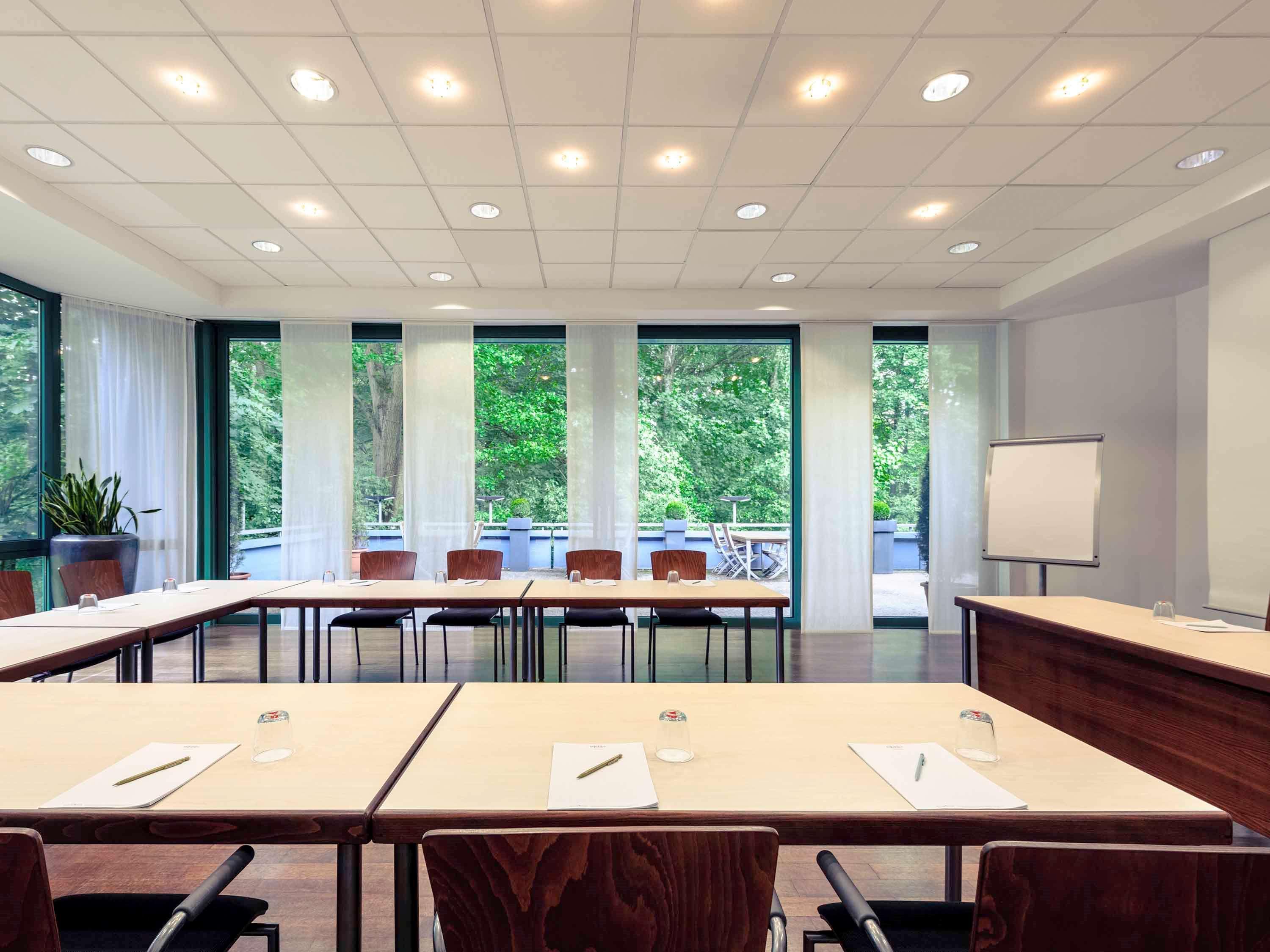 Congress Hotel Mercure Nuernberg An Der Messe Екстер'єр фото