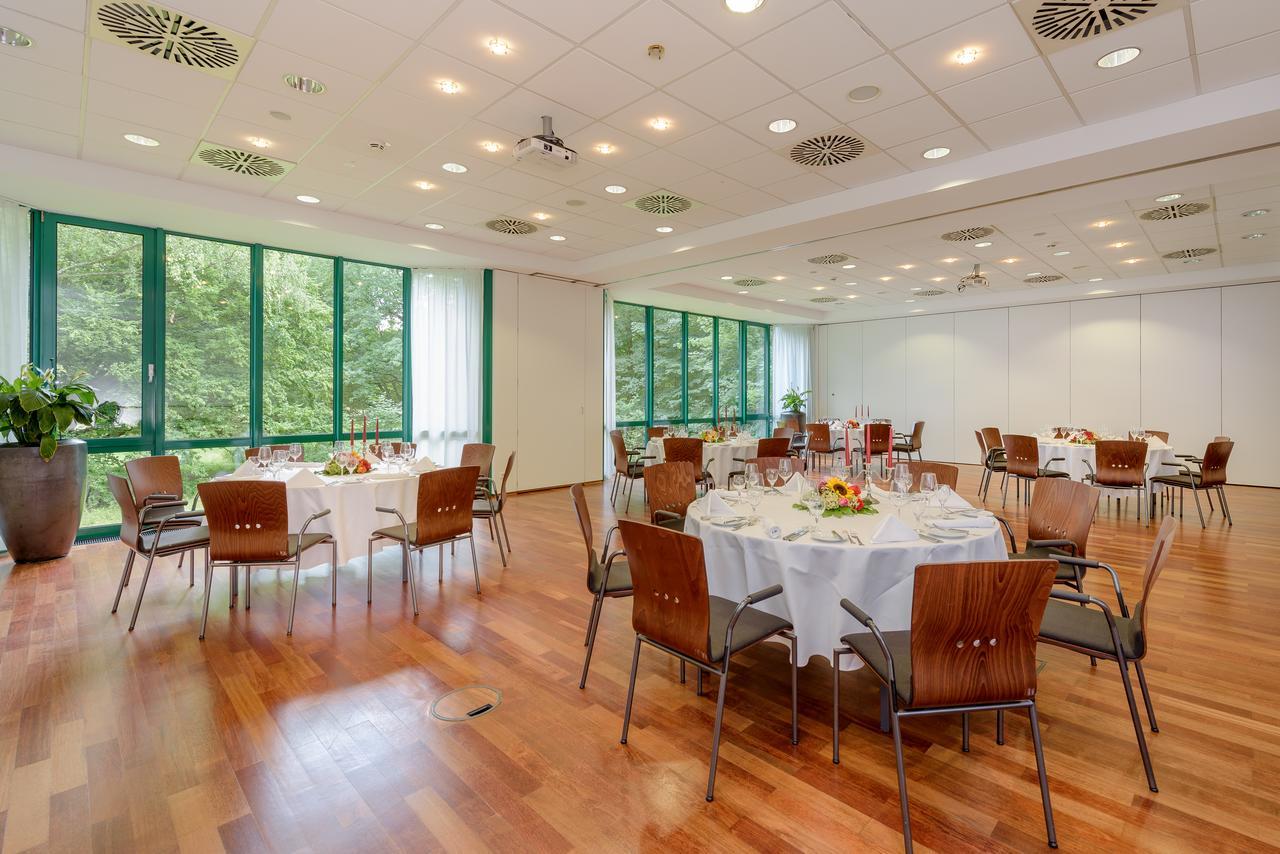 Congress Hotel Mercure Nuernberg An Der Messe Екстер'єр фото